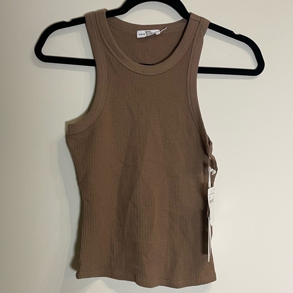 Good American NWT Essentials Thermal Cut 90s Tank in Putty001 - Picture 5 of 10